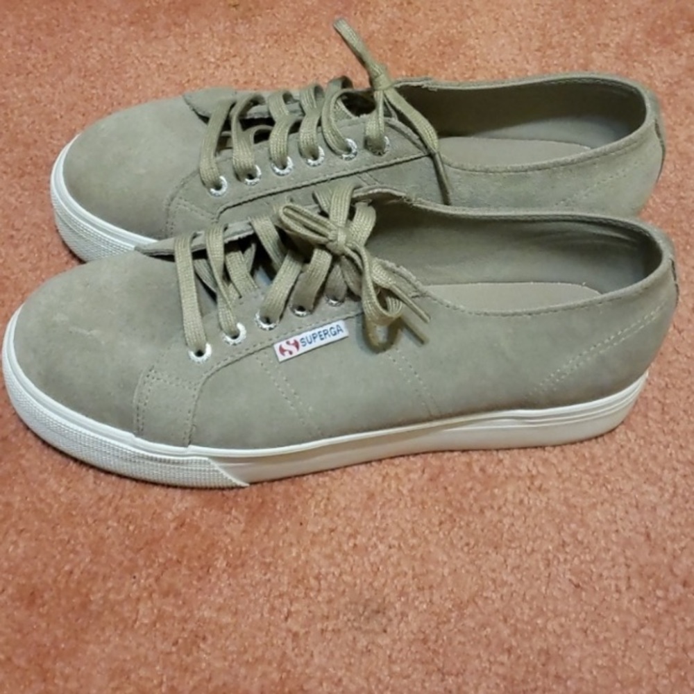 Superga Sneakers